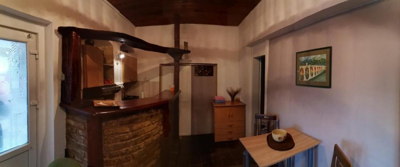 Krin Apartman Subotica Exterior foto